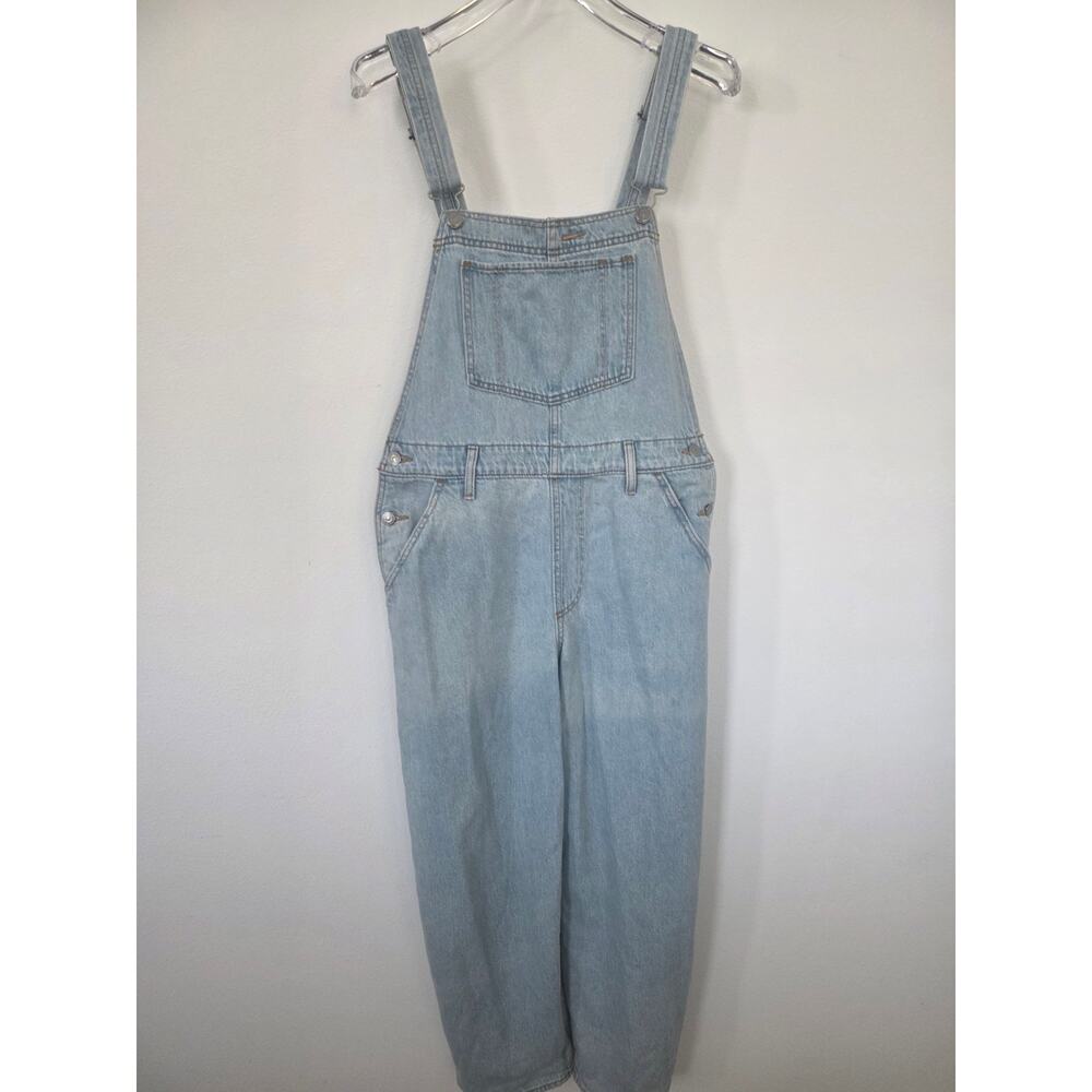 Levi's Women's Light Wash Bib Denim Overalls - Picture 2 of 6